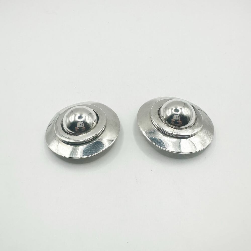 Taxco Clip on earring round Vintage Sterling Silver 925 Marked Mexico Jewelry